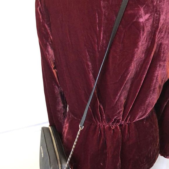 MICHAEL KORS Perforated Black Saffiano Crossbody with Silver Chain Leather Strap - Picture 11 of 15